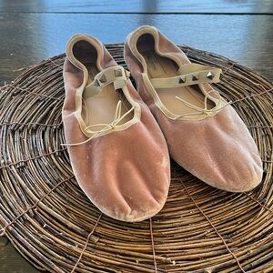 Valentino Rockstud velvet ballet flats